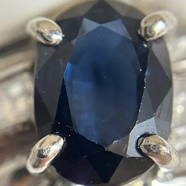 サファイア　1.07ct