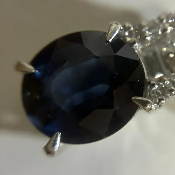 サファイア　3.4ct