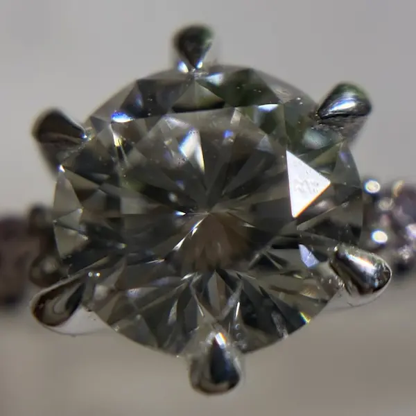 ダイヤ　0.56ct