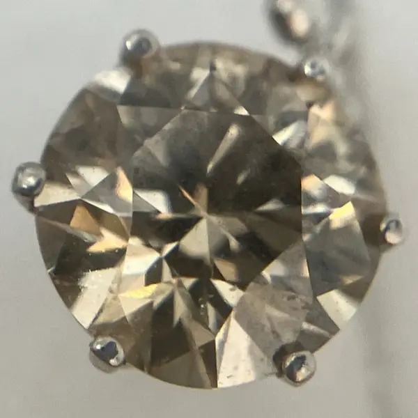 ダイヤ　0.63ct