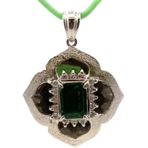 K18WG グロッシュラーガーネット・ダイヤモンド ネックレスペンダントトップ 1.03・0.2ct