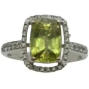 K18WG スフェーン・ダイヤモンド リング 2.26 ct D0.23 ct