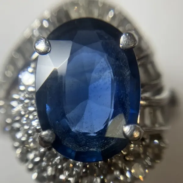 サファイア　3.67ct