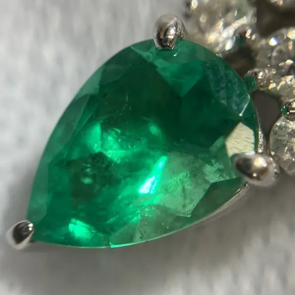 エメラルド　1.13ct