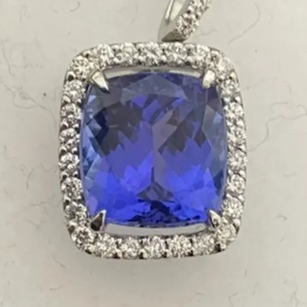 タンザナイト　4.88ct