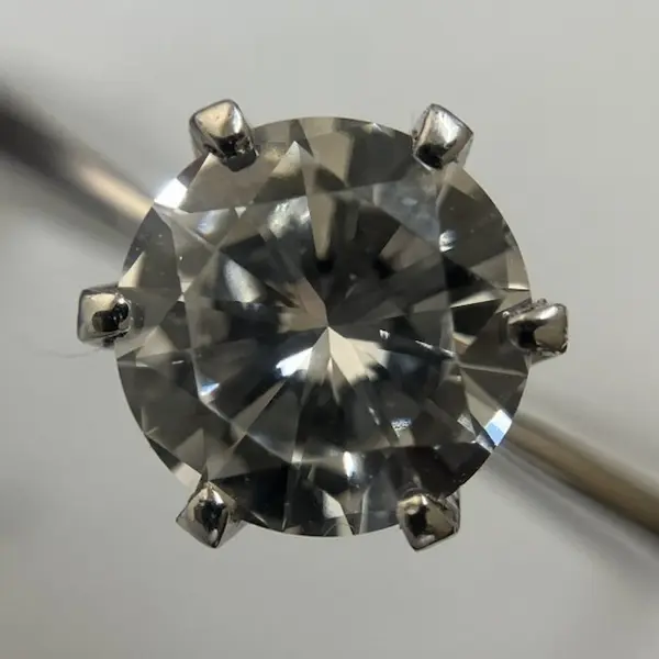 ダイヤ　1.01ct