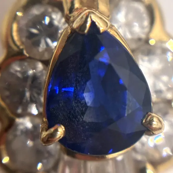 サファイア　0.68ct