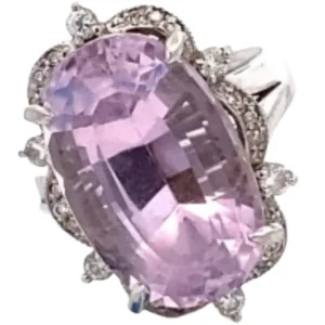 Pt・Pm900 クンツァイト・ダイヤモンド リング 13.94 ct D0.31 ct