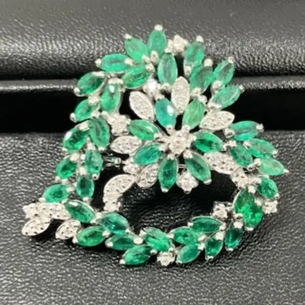 エメラルド　7.8ct