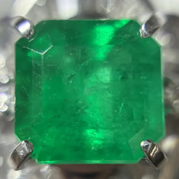 エメラルド　2.04ct