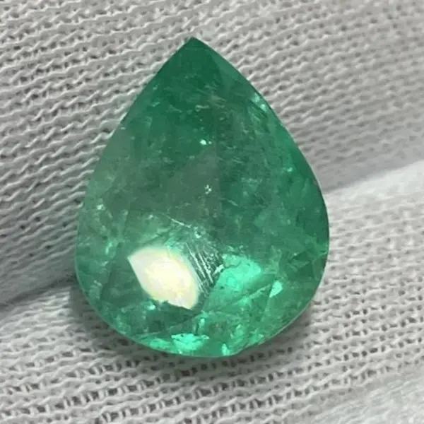 エメラルド　6ct