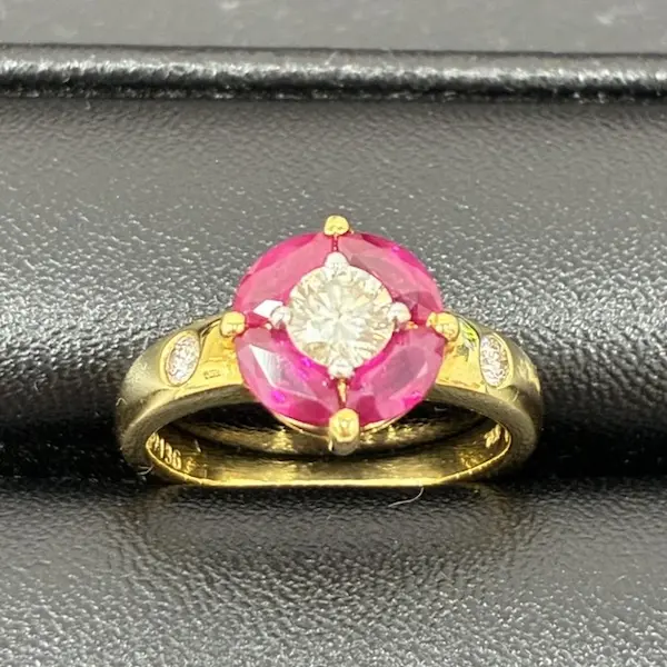 ルビー　1.36ct