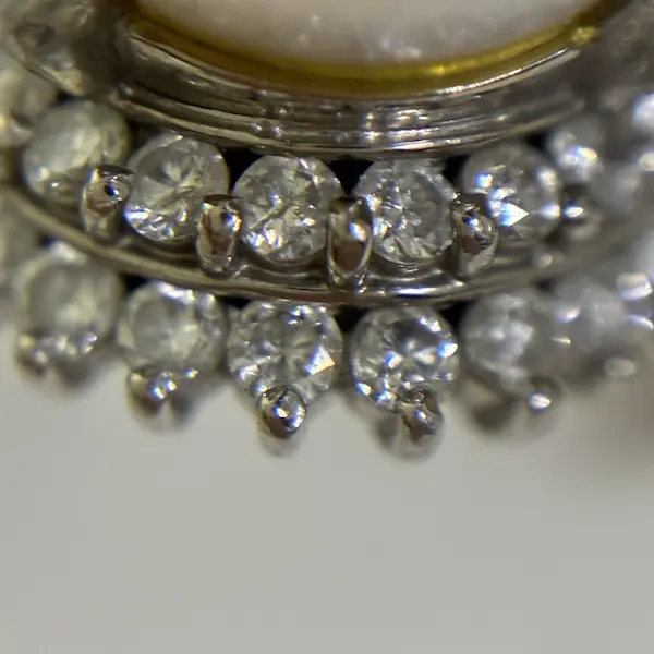 ダイヤ　0.77ct
