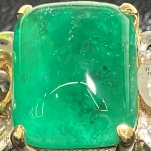 エメラルド　4.38ct
