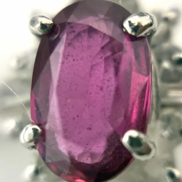 ルビー　0.61ct