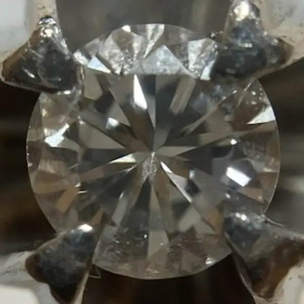 ダイヤ　0.21ct