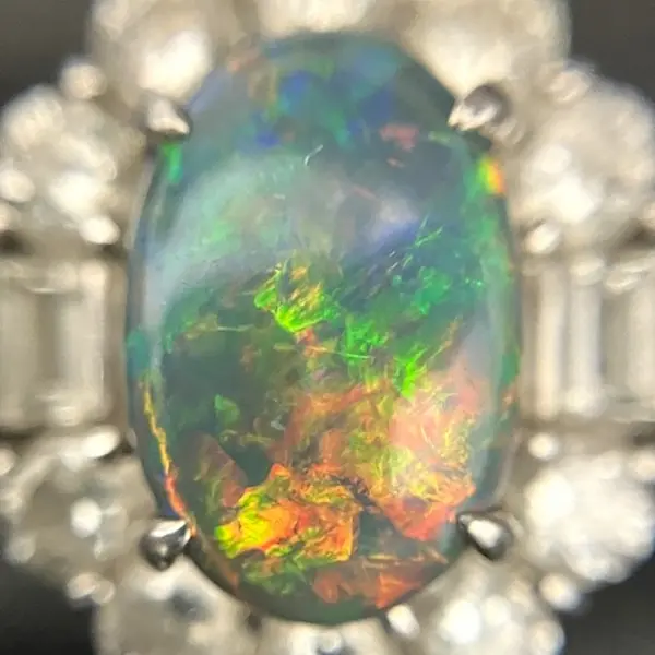 オパール　3.54ct