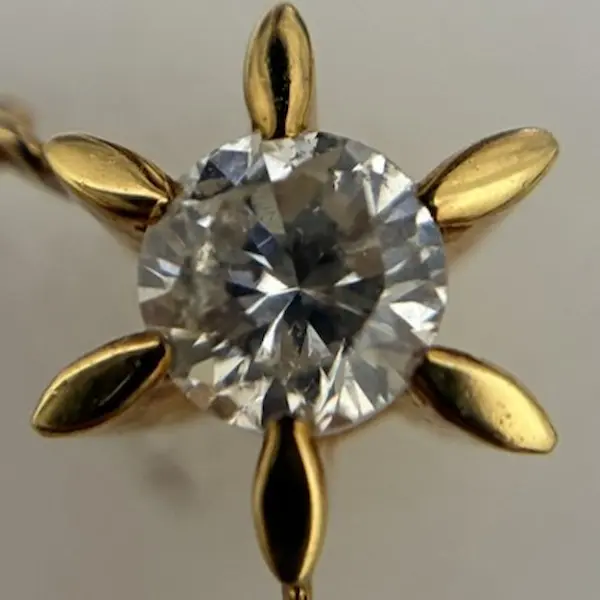 ダイヤ　0.39ct