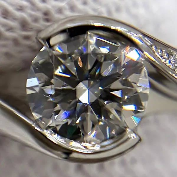 ダイヤ　0.52ct