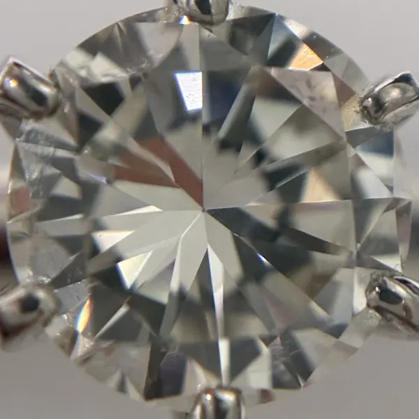 ダイヤ　0.85ct