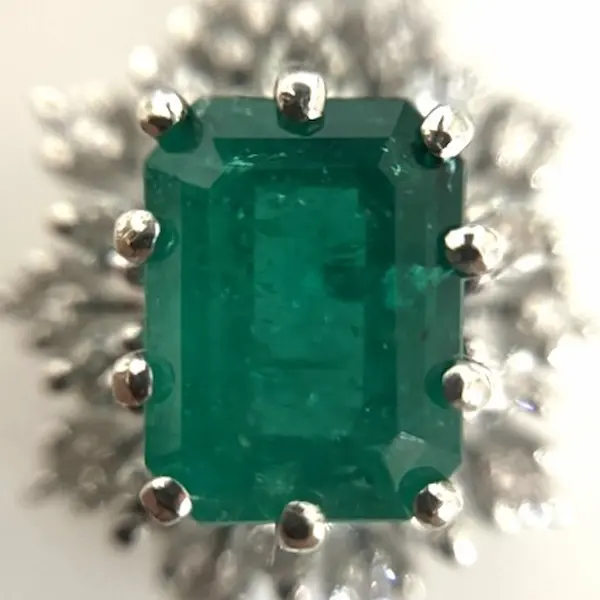 エメラルド　1.48ct