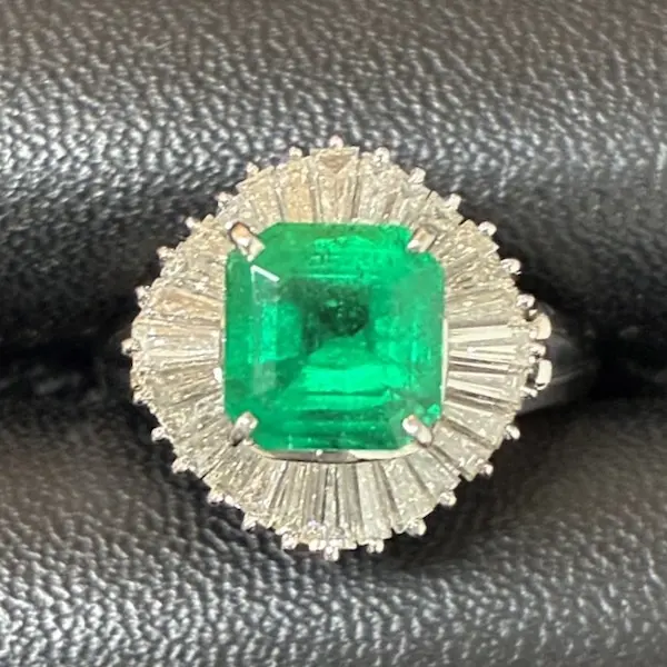 エメラルド　1.89ct