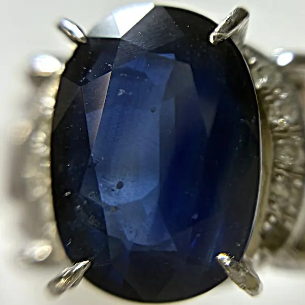 サファイア　5.13ct