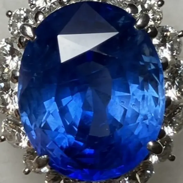 サファイア　10.616ct