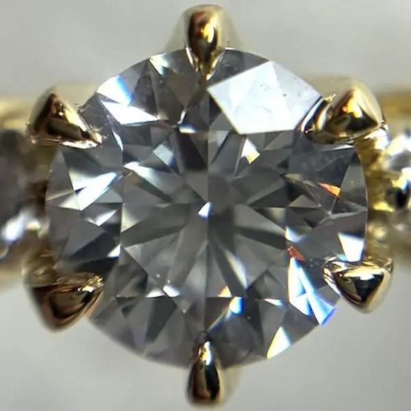 ダイヤ　0.34ct