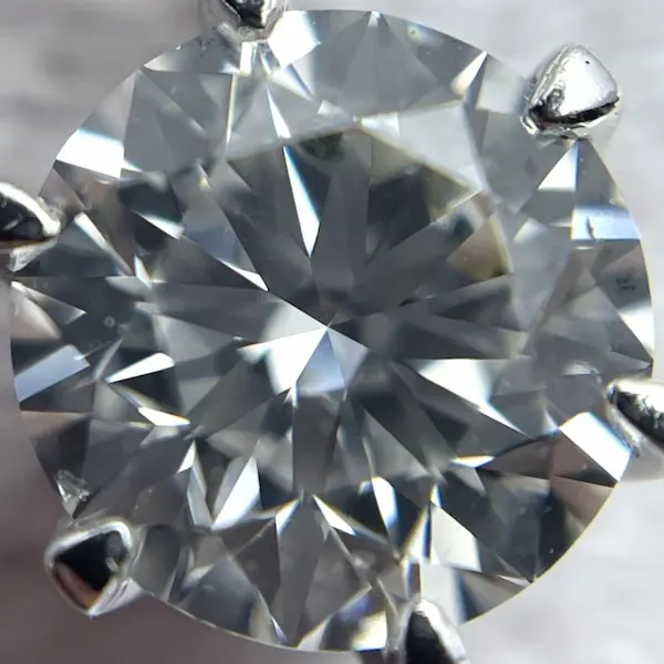 ダイヤ　0.72ct