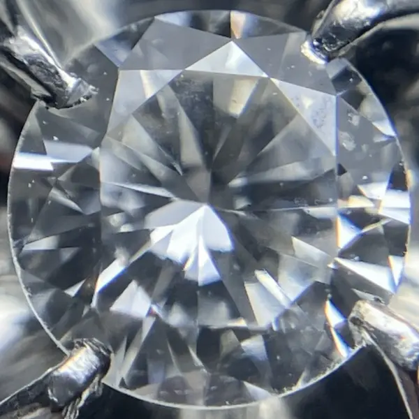 ダイヤ　0.27ct