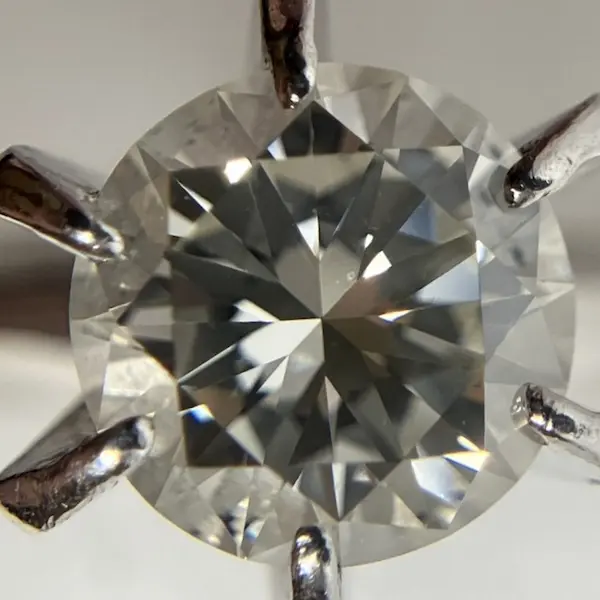 ダイヤ　0.78ct