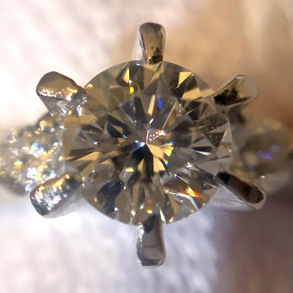 ダイヤ　0.418ct