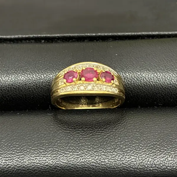 ルビー　0.67ct