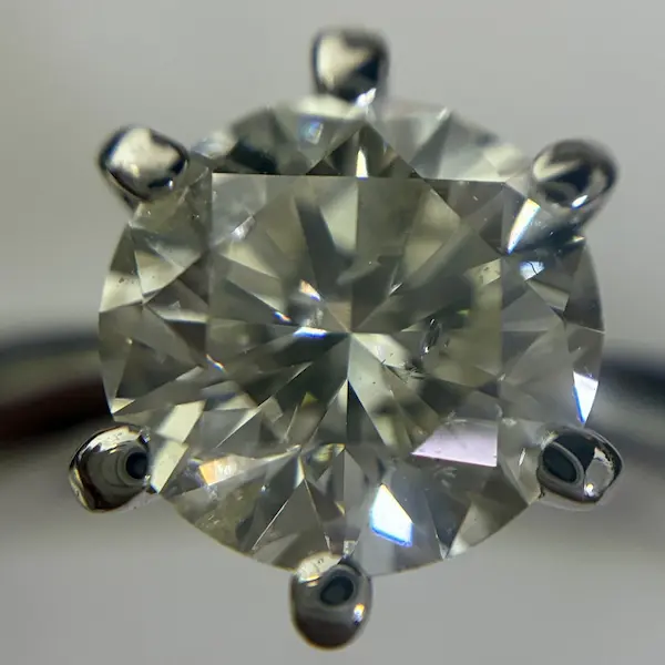 ダイヤ　1.23ct