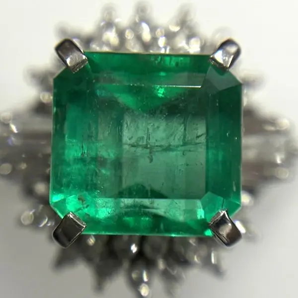 エメラルド　1.76ct