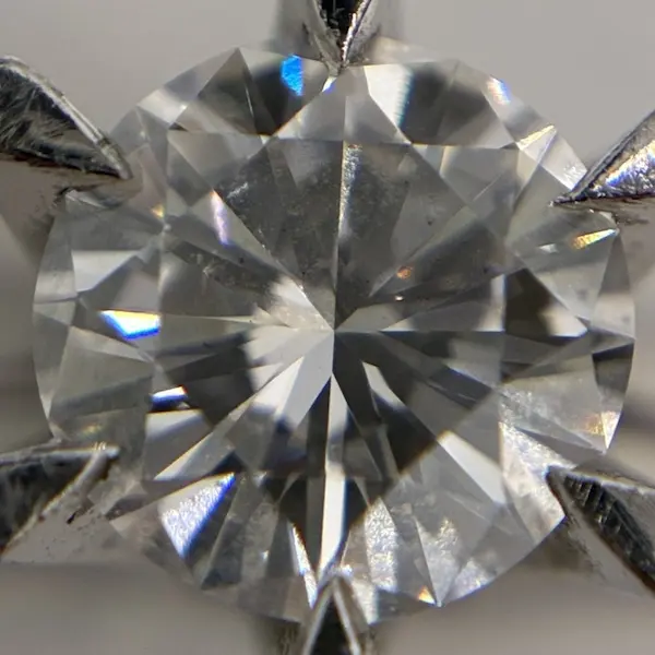 ダイヤ　0.54ct