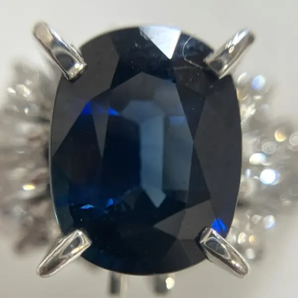 サファイア　1.27ct