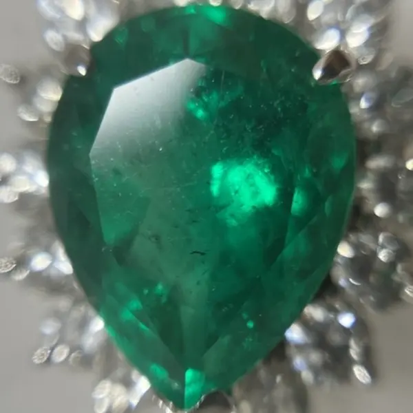 エメラルド　3.71ct