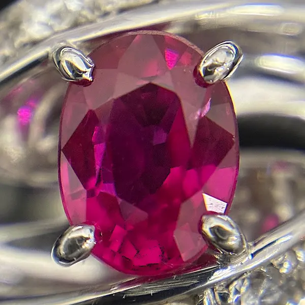 ルビー　0.8ct