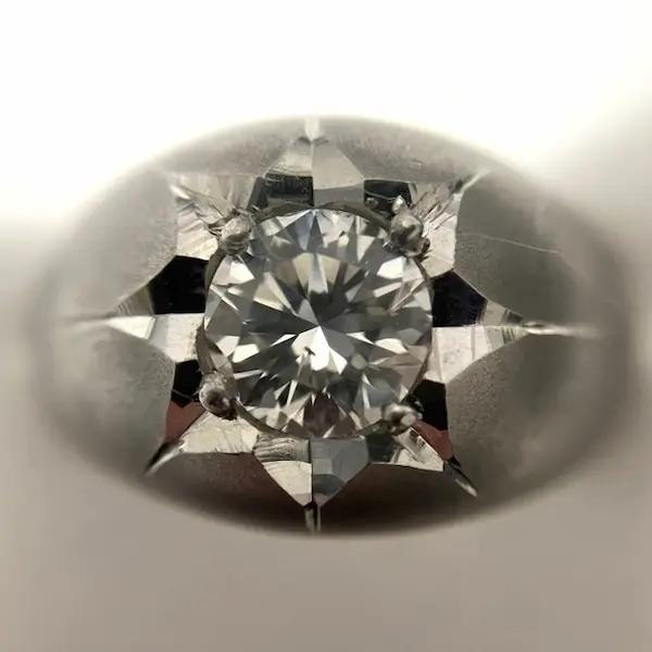 ダイヤ　1.015ct