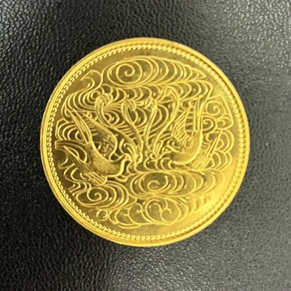 天皇陛下御在位60年記念10万円金貨