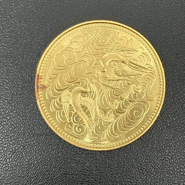 天皇陛下御在位60年記念10万円金貨
