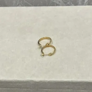K18　ピアス　1.2g