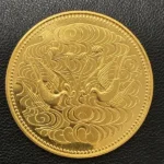 天皇陛下御在位60年記念10万円金貨