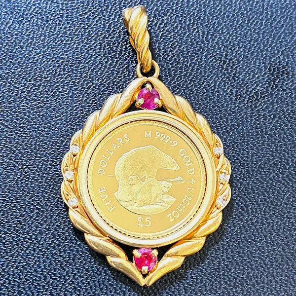 K24　クック諸島 1996年 エリザベス2世 ポーラーベア 5ドル金貨  ペンダントトップ　7.6g