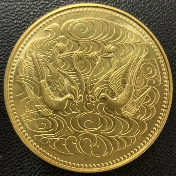 天皇陛下御在位60年記念10万円金貨