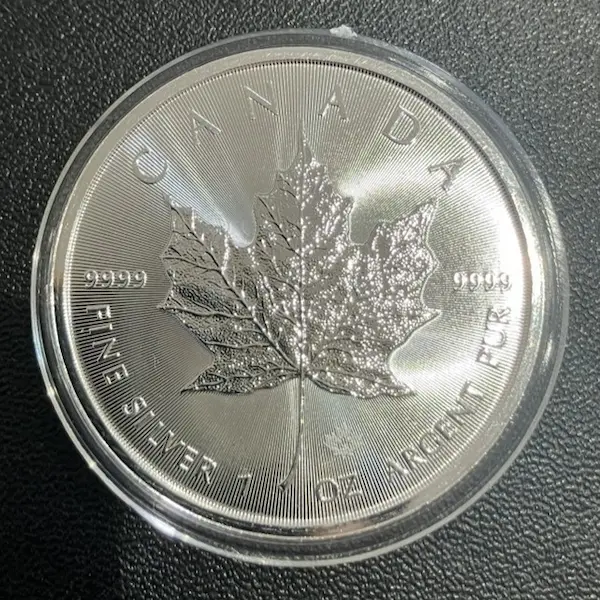 SV1000　メイプルリーフ銀貨　1oz　31.1g
