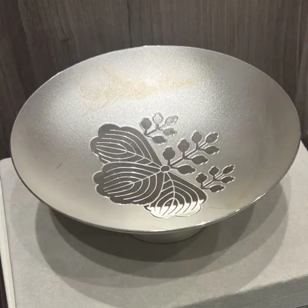 SV1000　銀杯　141.6g